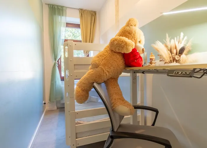 Big Apartments, Big Bathrooms, Single Beds, Perfect For Groups 公寓 *