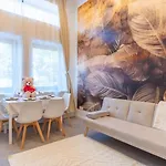 Large Group With 2 Bathrooms & Single Beds Apartment Leipzig