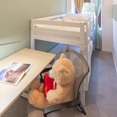 Big Apartments, Big Bathrooms, Single Beds, Perfect For Groups Leipzig