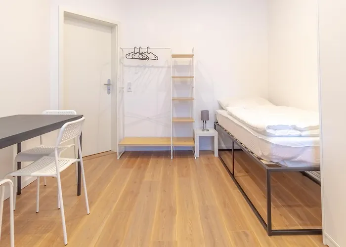 شقة Big Apartments, Big Bathrooms, Single Beds, Perfect For Groups لبسيا